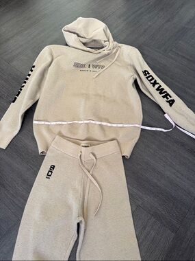 Limited edition loungewear set